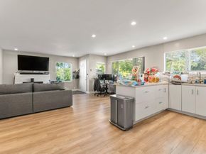 4 Athlone Way, Menlo Park CA 94025