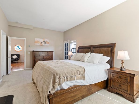 443 College Avenue, Palo Alto CA 94306