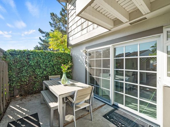 848 Magellan Lane, Foster City CA 94404