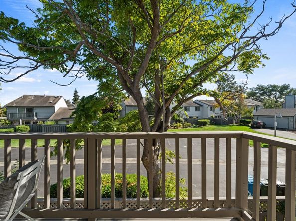 848 Magellan Lane, Foster City CA 94404