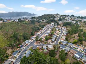 1124 Mason Drive, Pacifica CA 94044