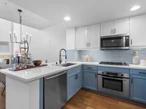 222 8th Avenue 302, San Mateo CA 94401