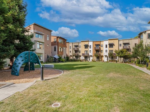 3180 Berryessa Street, Palo Alto CA 94303