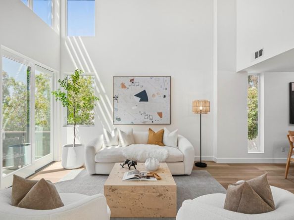 3180 Berryessa Street, Palo Alto CA 94303