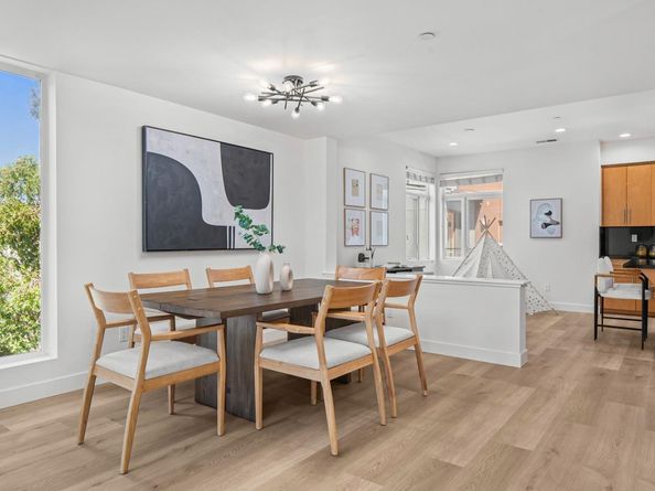 3180 Berryessa Street, Palo Alto CA 94303