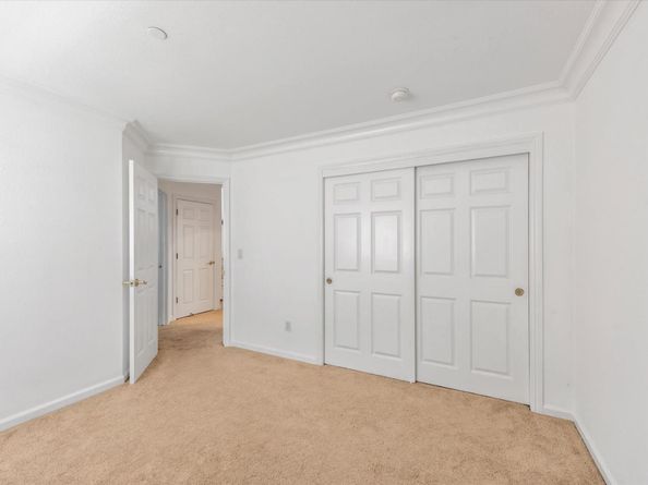 8215 Skyline Circle, Oakland CA 94605
