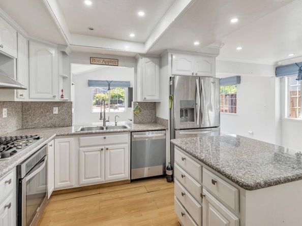 1394 GLACIER Drive, Milpitas CA 95035