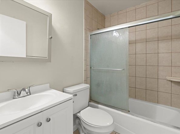 1372 Branham Lane 1, San Jose CA 95118