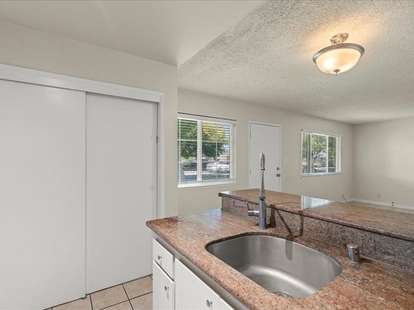 1372 Branham Lane 1, San Jose CA 95118