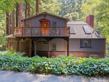 240 Old River Lane