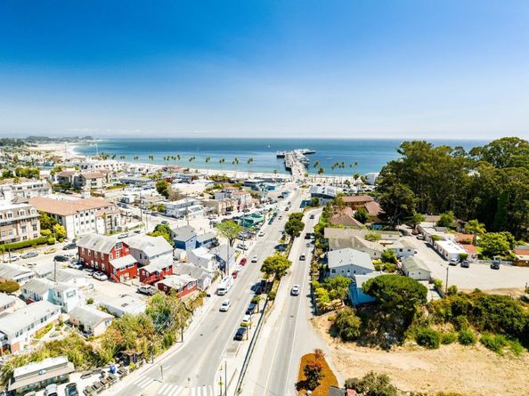 108 W Cliff Drive, Santa Cruz CA 95060