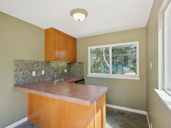 20 Bear Gulch Drive, Portola Valley CA 94028