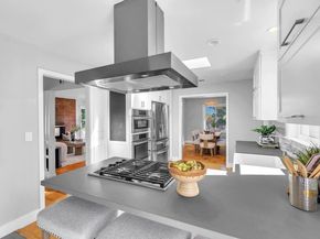 2204 Roosevelt Avenue, Redwood City CA 94061