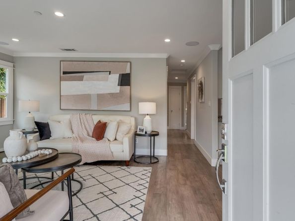 409 Poinsettia Avenue, San Mateo CA 94403