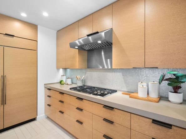 1285 Hamilton Avenue, Palo Alto CA 94301
