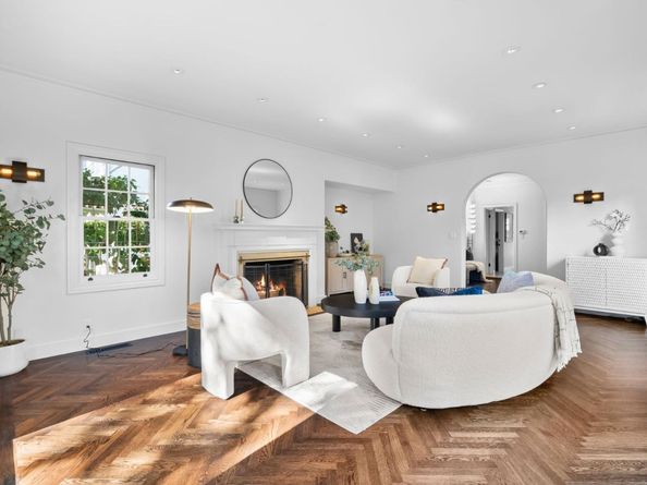 1285 Hamilton Avenue, Palo Alto CA 94301