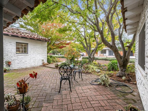 3691 Laguna Avenue, Palo Alto CA 94306