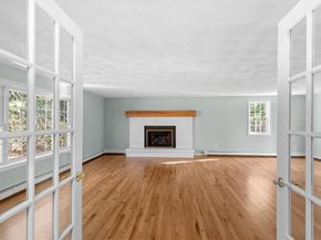 196 Bourne Rd, Plymouth MA 02360