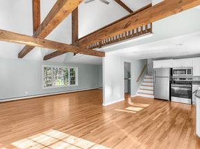196 Bourne Rd, Plymouth MA 02360