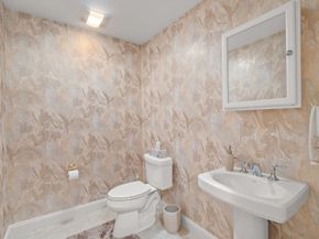 60 Caldwell Farm Rd 60, Newbury MA 01922