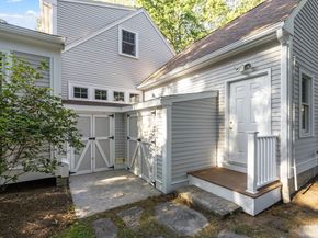 39 Greenwood St, Lexington MA 02421