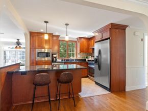 39 Greenwood St, Lexington MA 02421