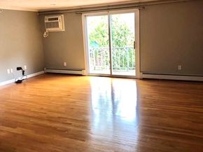 56 Townsend St C21, Abington MA 02351
