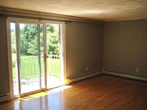 56 Townsend St C21, Abington MA 02351