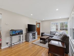 218 Airport Road, Gardner MA 01440
