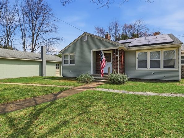 218 Airport Road, Gardner MA 01440