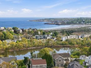 18R Starknaught Heights A, Gloucester MA 01930