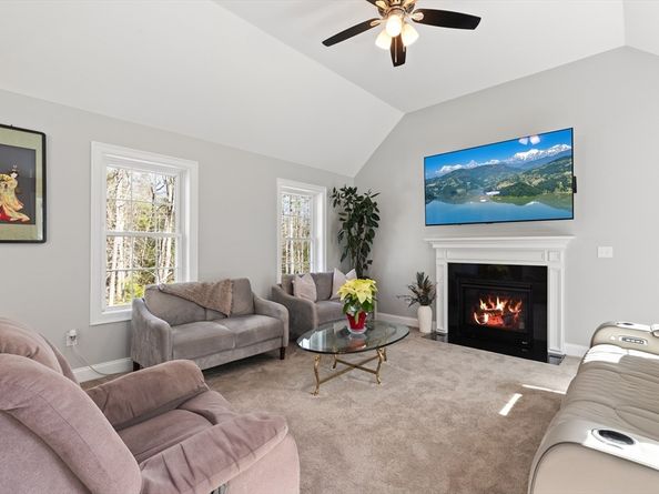 526 Hubbardston Rd, Templeton MA 01468