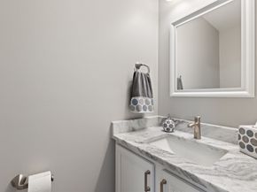 526 Hubbardston Rd, Templeton MA 01468