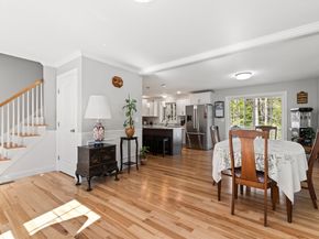526 Hubbardston Rd, Templeton MA 01468