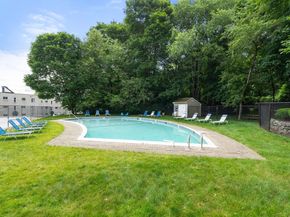 22 Chestnut Pl M3, Brookline MA 02445