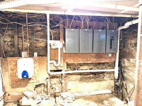42 Maple, Spencer MA 01562