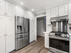 62 Hawkins Ln, Marlborough MA 01752