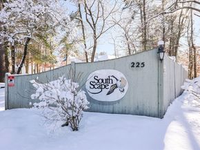 225 Lincoln St D8, Duxbury MA 02332