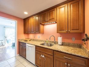 225 Lincoln St D8, Duxbury MA 02332
