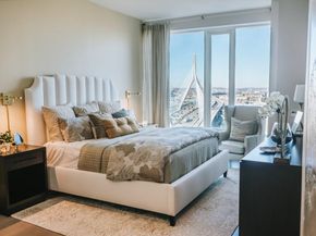 100 Lovejoy Wharf 14E, Boston MA 02114