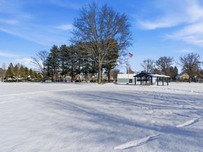 42 Sunnyside Lane, Concord MA 01742