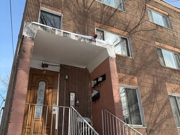 85 Munroe St, Boston MA 02119