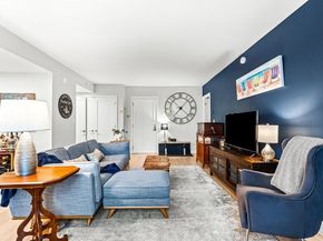 932 Broadway 208, Chelsea MA 02150