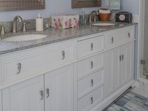 102 Edgewater Rd, Hull MA 02045