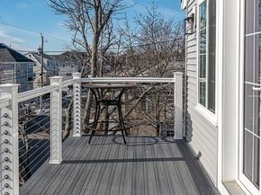 102 Edgewater Rd, Hull MA 02045