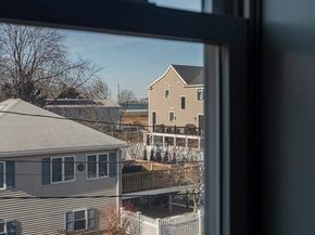 102 Edgewater Rd, Hull MA 02045