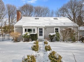 104 Myrtle Ave, Wakefield MA 01880