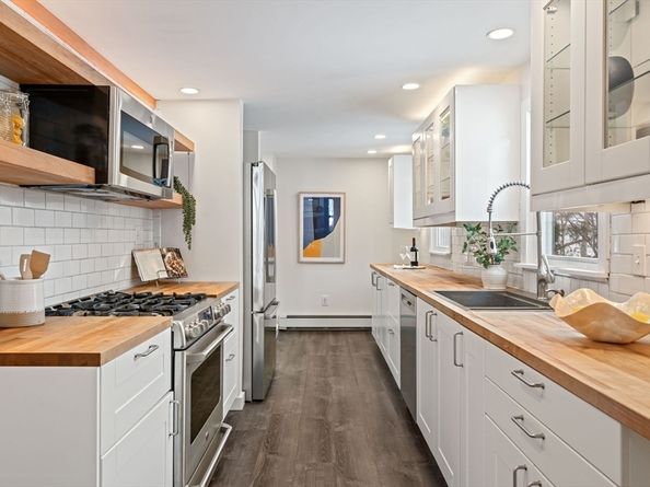 104 Myrtle Ave, Wakefield MA 01880