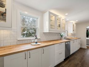 104 Myrtle Ave, Wakefield MA 01880