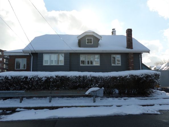 191 N Shore Rd, Revere MA 02151
